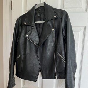 Forever 21 Black faux Leather Moto Jacket szM
